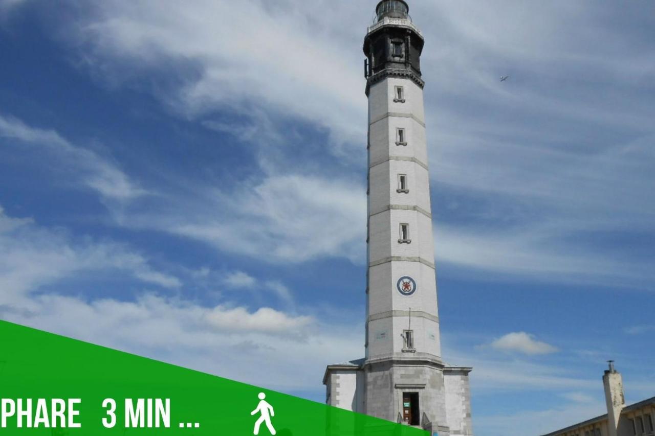 Les Lumieres Du Phare Apartment Calais Bagian luar foto