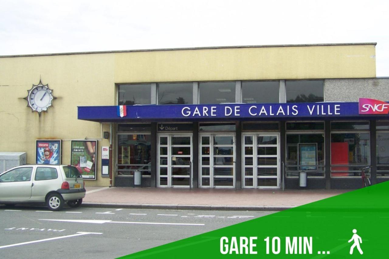 Les Lumieres Du Phare Apartment Calais Bagian luar foto